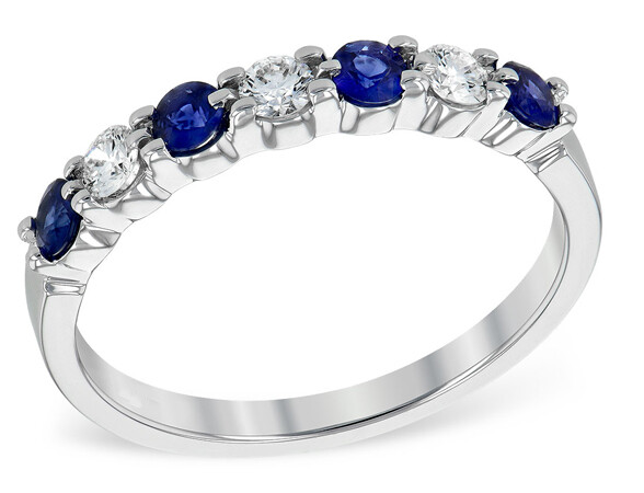 Stunning Diamond & Sapphire Ring