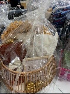 #17 Christmas Cocktail Basket #17 Christmas Cocktail Basket