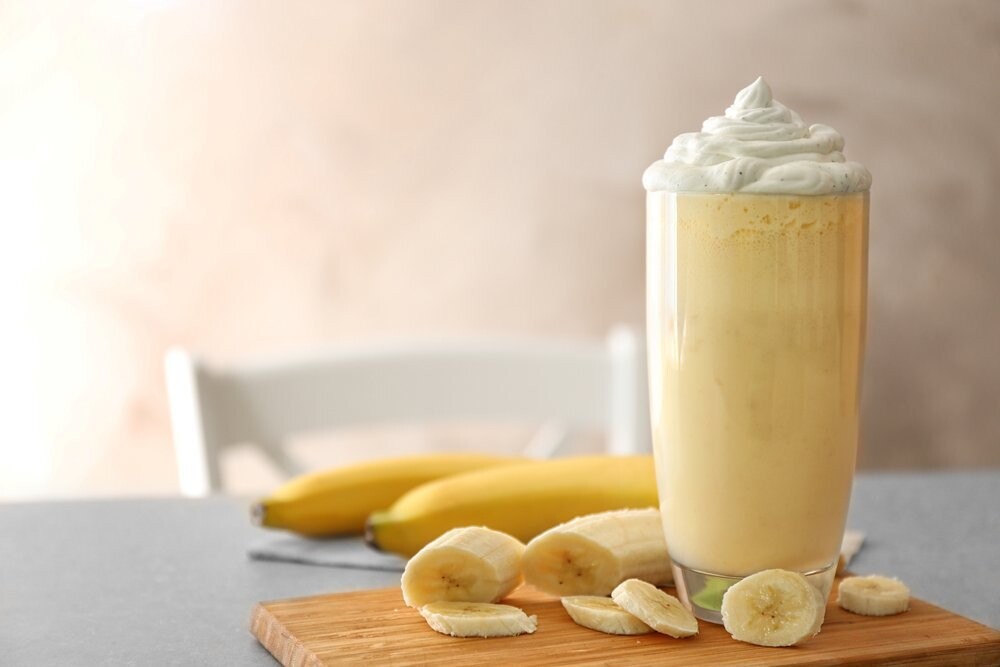 Banana milkshake