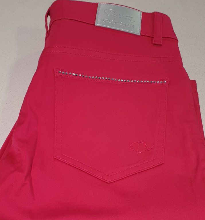 Nina Short fushia