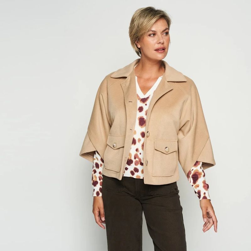 Green Ice Weyra Cape Beige