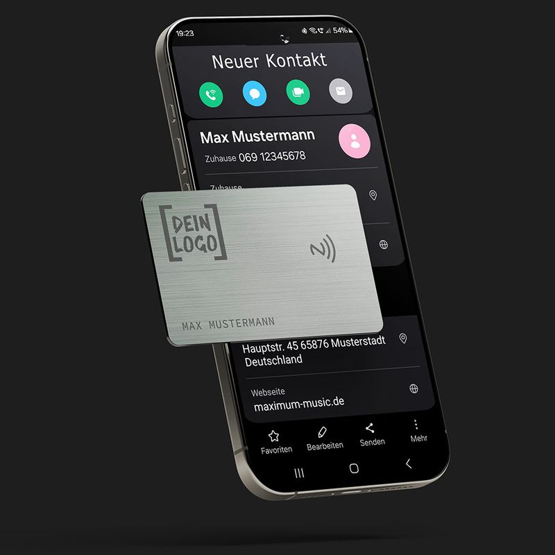 Smartphone NFC-Visitenkarte aus Metall in Geschenkverpackung NFC Karte aus Edelstahl Visitenkarte erstellen Smartphone Kontaktdaten per NFC weitergeben Visitenkarte mit Gravur gravierte Visitenkarte mit eigenem Logo Firmenlogo Luxuriöses Geschenk für Männer und Frauen Farbe Silber Silver