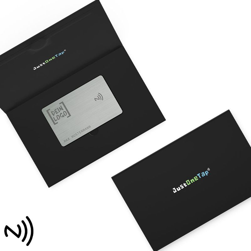 Kontaktlose NFC-Visitenkarte graviert mit eigenem Logo/Firmenlogo aus gebürstetem Edelstahl - Farbe: Brushed Silver Smartphone NFC-Visitenkarte aus Metall in Geschenkverpackung NFC Karte aus Edelstahl Visitenkarte erstellen Smartphone Kontaktdaten per NFC weitergeben Visitenkarte mit Gravur gravierte Visitenkarte mit eigenem Logo Firmenlogo Luxuriöses Geschenk für Männer und Frauen Farbe Silber Silver Magnetbox Geschenkbox Geschenkverpackung