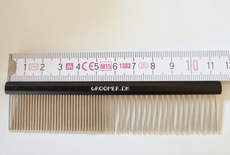 Pocket comb, rounded pins 11.5cm