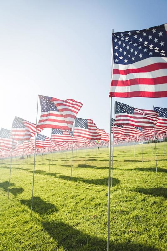 Neighborhood 1-Year U.S. Flag Service