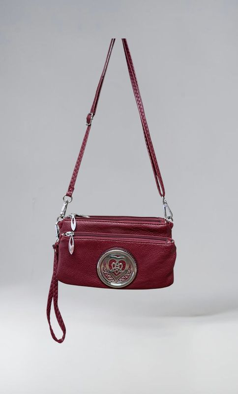 7519 Tri Zip Cell Phone Bag Red