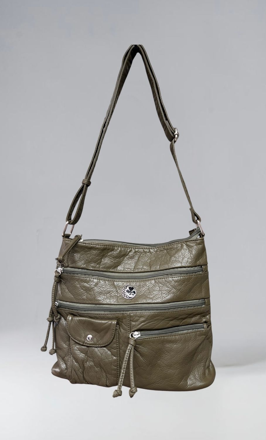 192382 Hunter Green Washed Bucket Bag