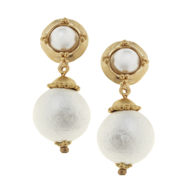 Elegant Gold Cottone Pearl Earrings