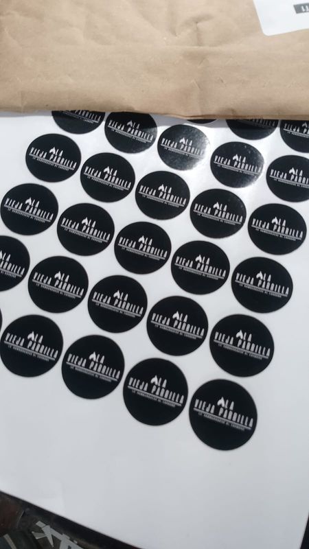 PLANTILLA DE 1000 STICKERS 2CM