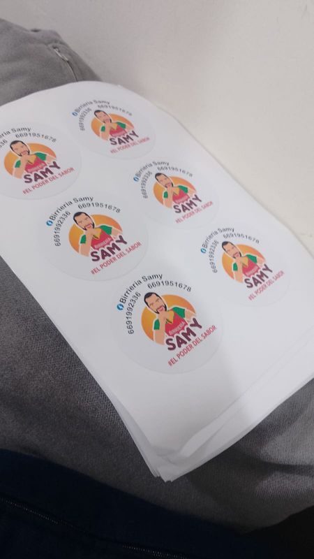 PLANTILLA DE STICKERS 7-8 CM