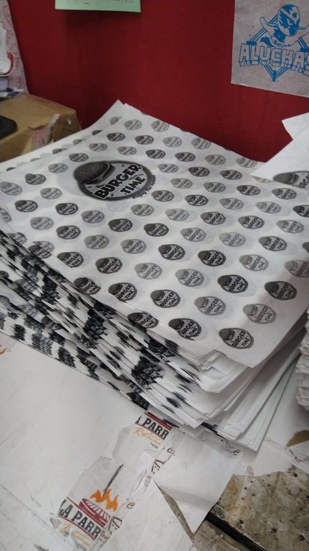 PAPEL ANTIGRASO 30X40