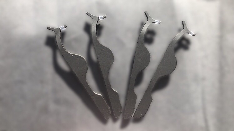 Eyelash Tweezers