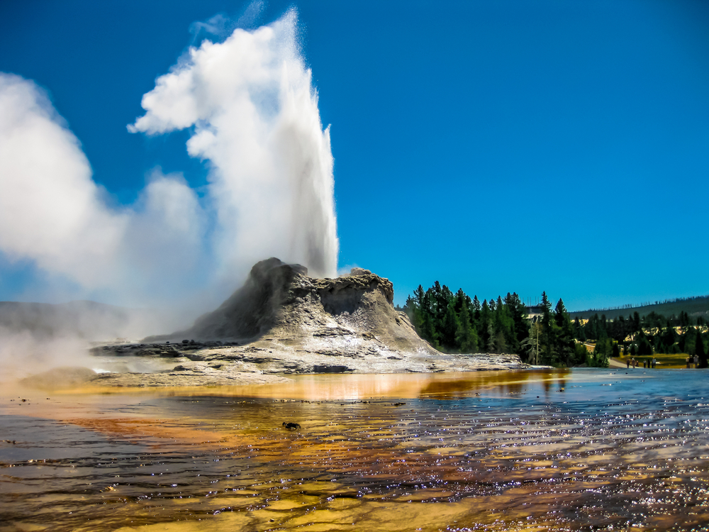 Yellowstone, Glacier, Grand Teton and Banff Self-Guided Driving Tours Bundle