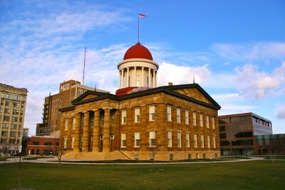 Springfield Self - Guided Walking Tour