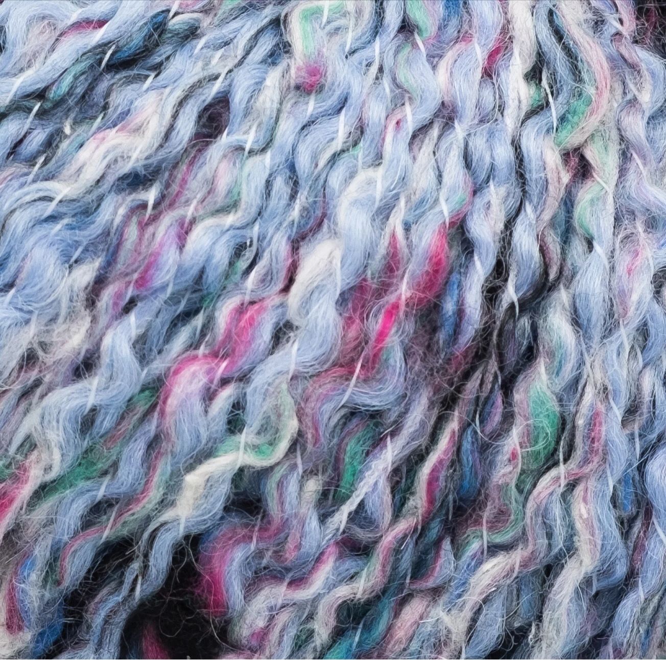 AuraYarns Carnaval Blue lake