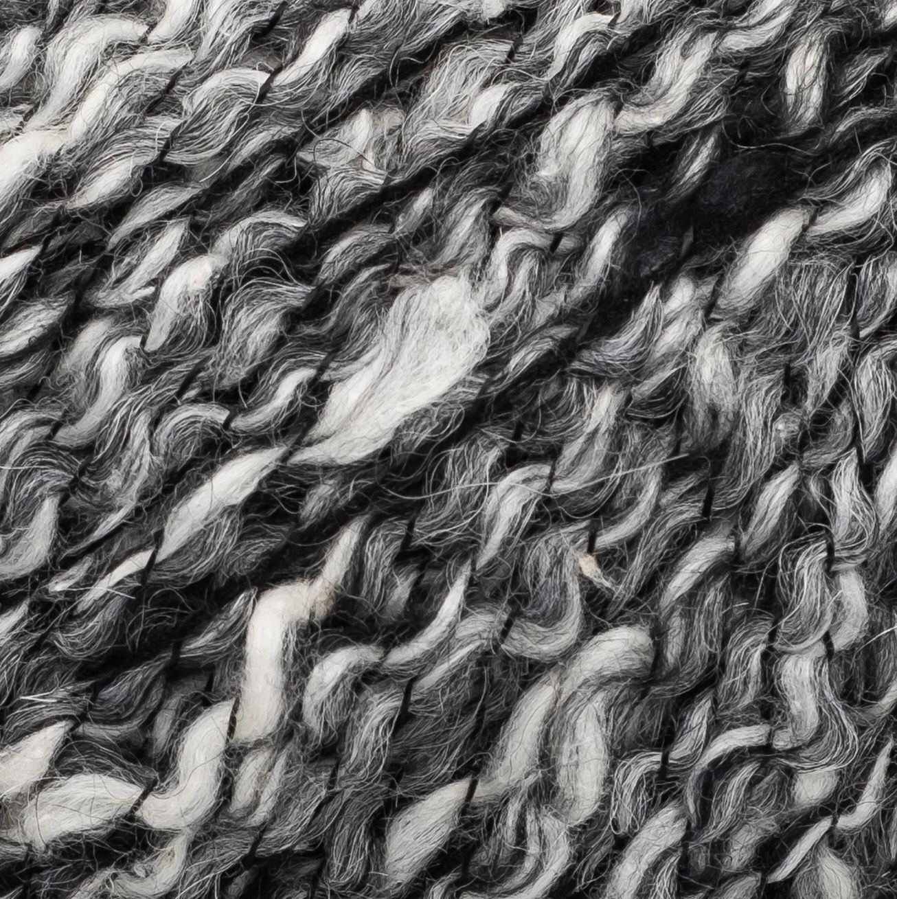 AuraYarns Carnaval Volcano