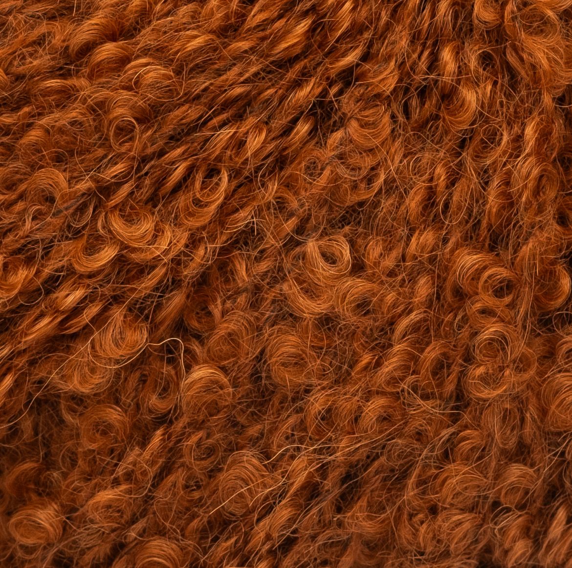 AuraYarns Suri-Furry Whisky