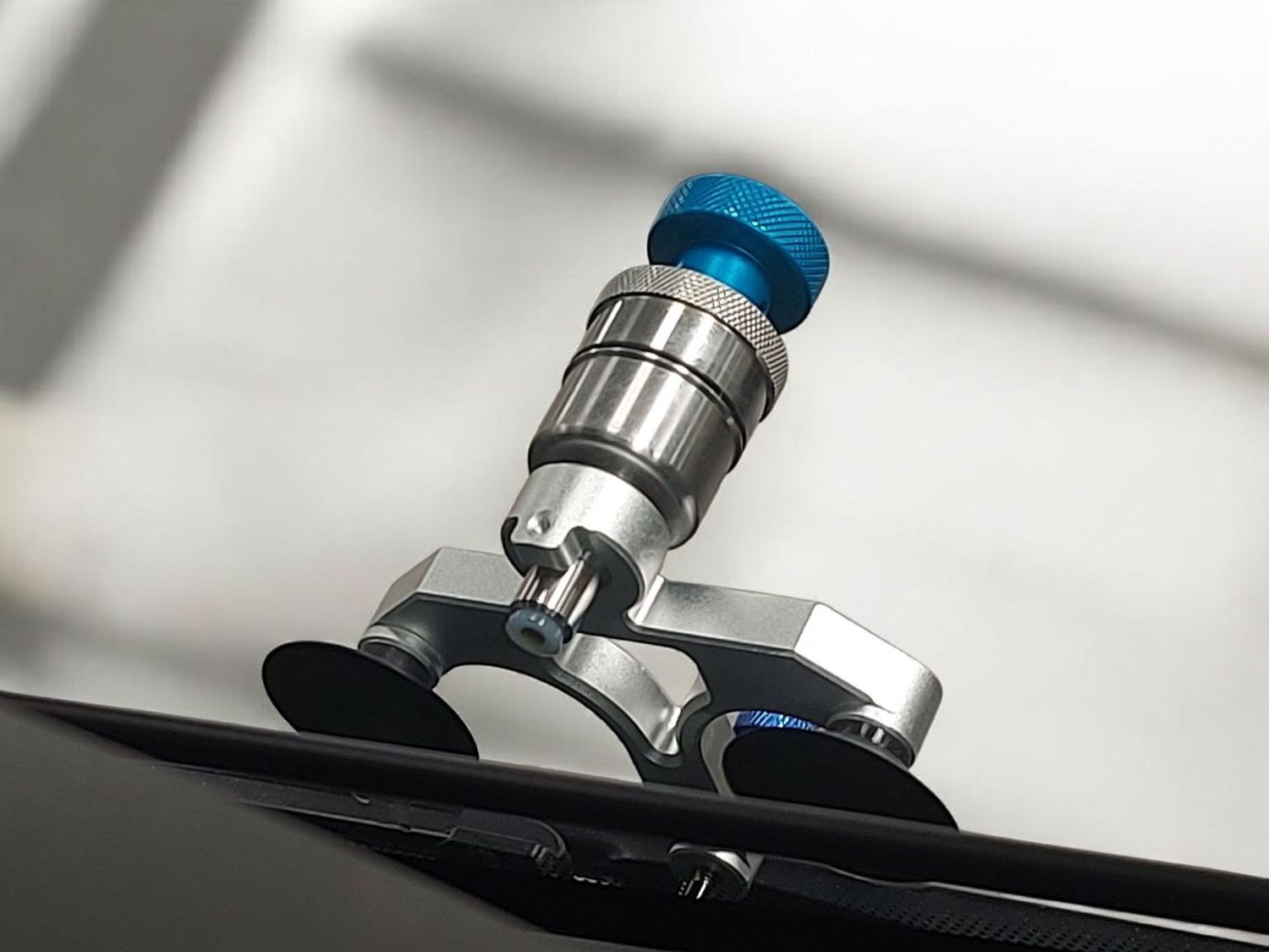 REPAIRX Windscreen Repair Kit- (Soft Zip Compartment Case)