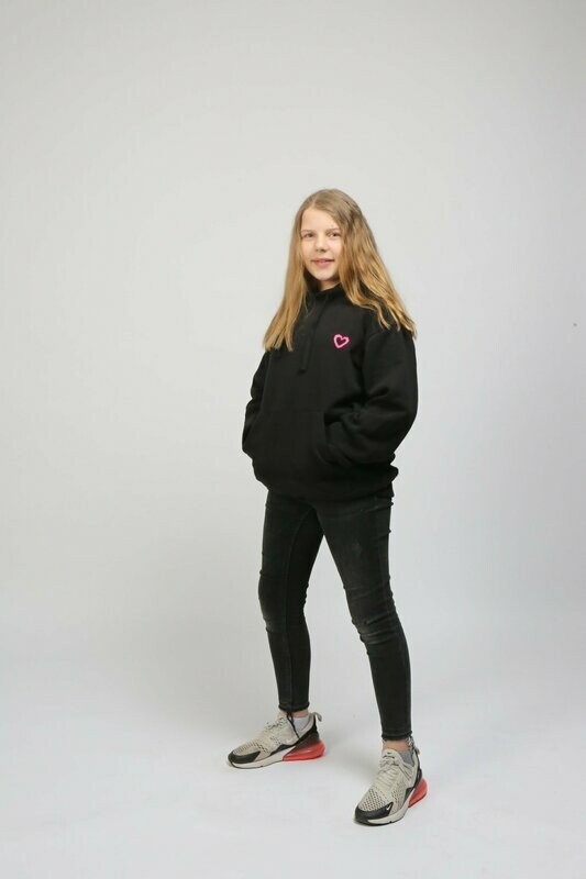 Individueller Kids Hoodie mit Aufdruck "Herz" in verschiedenen Farben