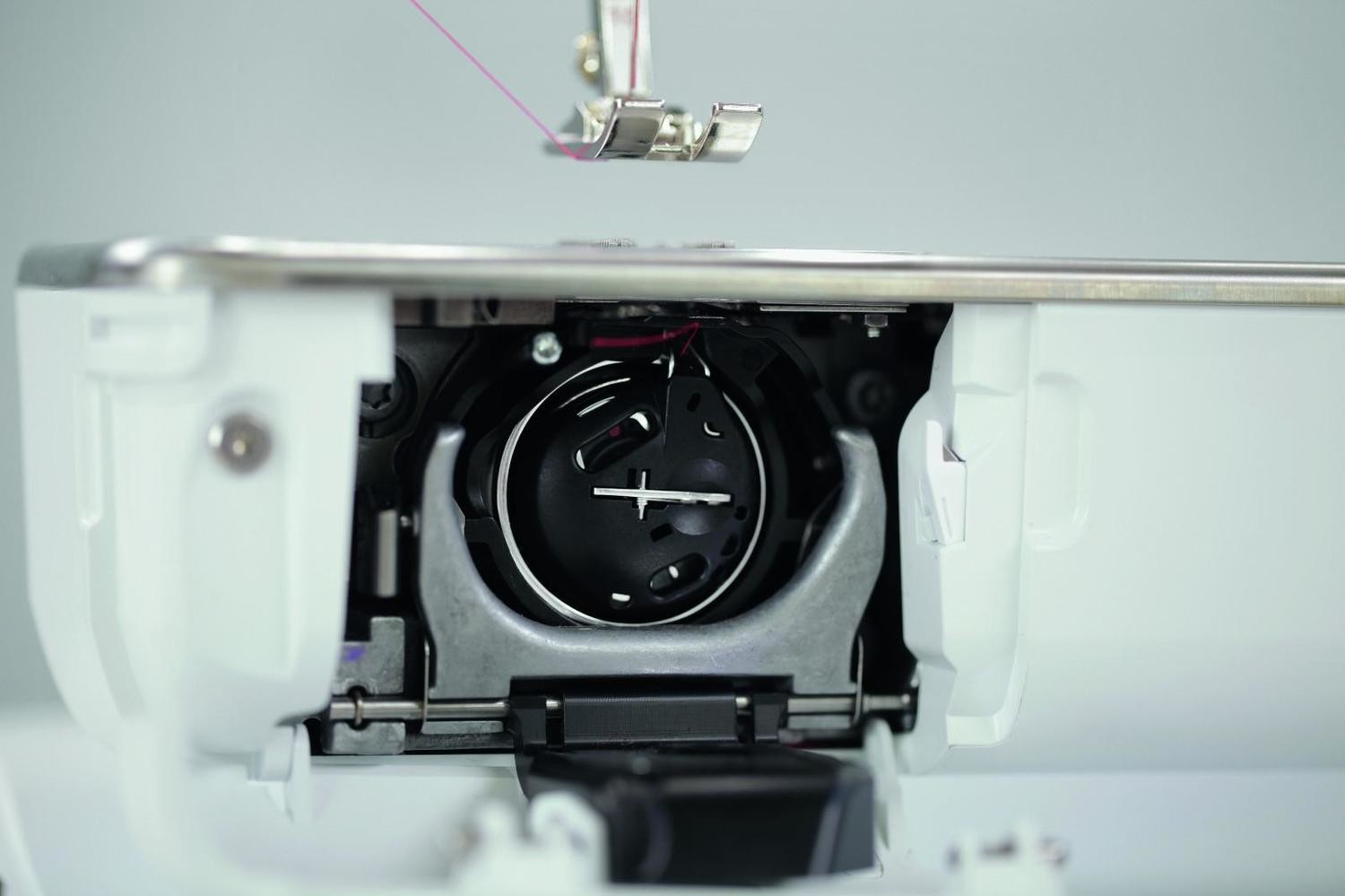 Bernina 700 PRO