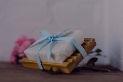 SUSTAINABLE WOOD SOAP DISHES