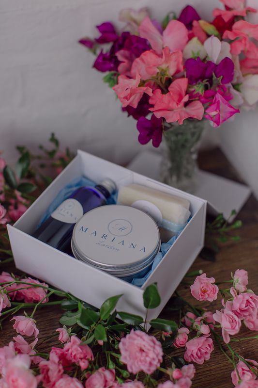 SOAP, BATH OIL AND BODY BUTTER GIFT BOXES
