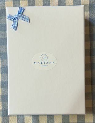 MARIANA LONDON X ASK CHARLIE Gift Box