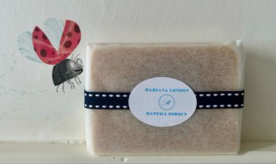 Manuka Honey and Sweet Orange Soap (approx 110g)