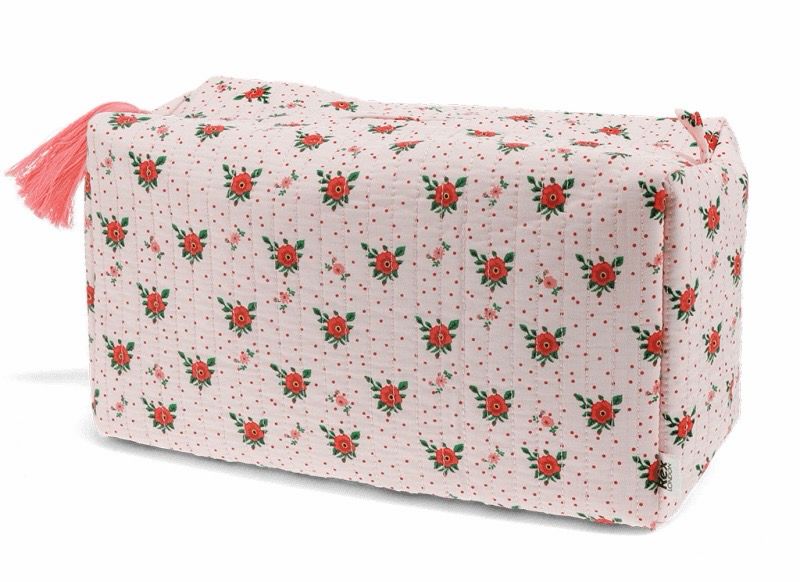 Pink Roses Quilted Wash Bag