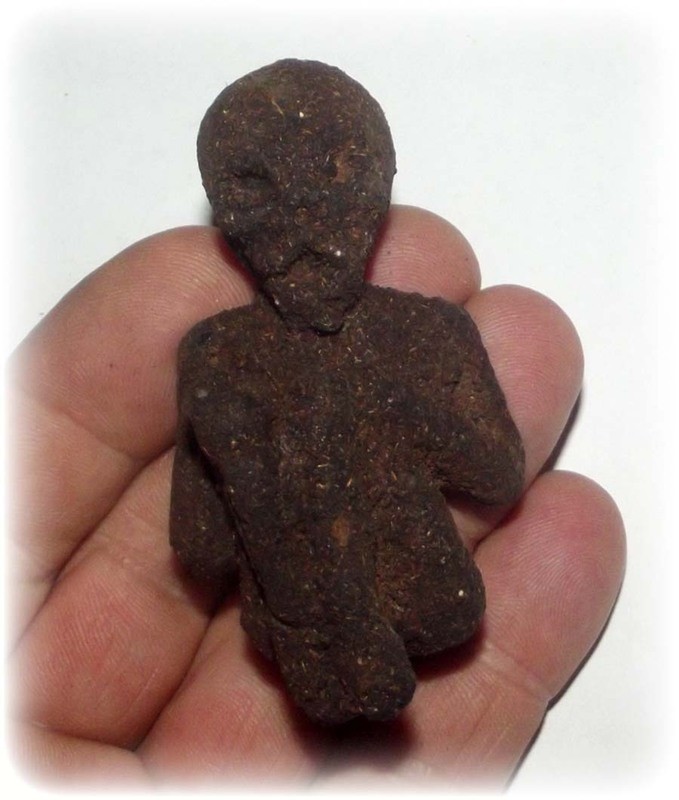 Look Krok Noi Maha Lap 7 Cm x 4 Cm Embyonic Bucha Statue 2555 BE Kumarn Tong Look Krok Bone Powders Astral Phantom Takrut  Ruesi Waet