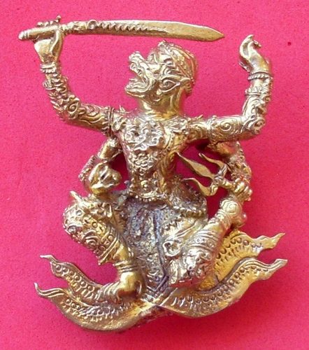 Hanuman  Hern Fa (four armed flying Hanuman) - Nuea Sangkh Wanorn (Niyom) - Luang Phu Ka Long (Wat Khao Laem) - Ultra Rare