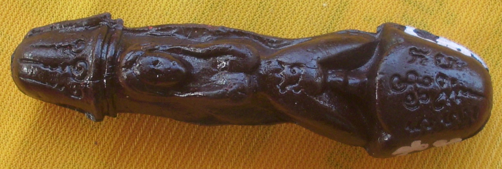 Palad Khik Nang Kruan Ying Pok Ying Raeng (weapon to attract the opposite sex, or same sex) - Luang Por Goy - Wat Khao Din Dtai, Buriram