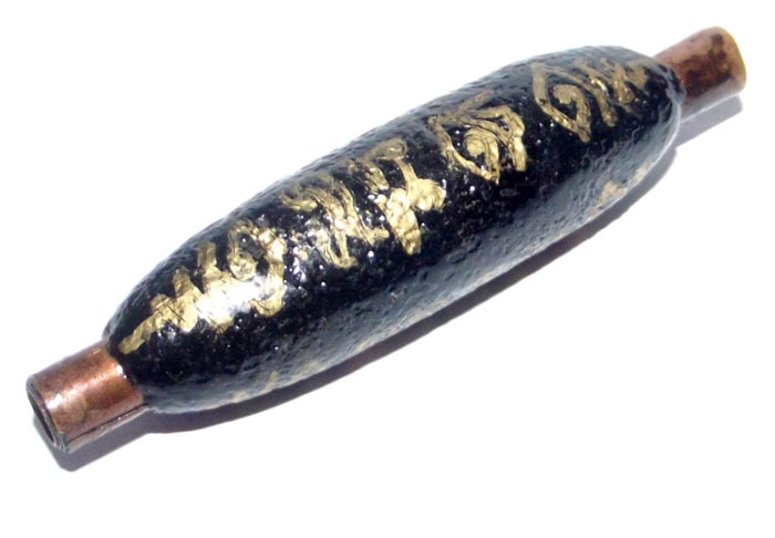 Takrut Tong Daeng Salika Lin Tong Klueab Wan- Salika Bird Takrut with Sacred Herbal Resin coating & hand Inscription - Luang Por Chor