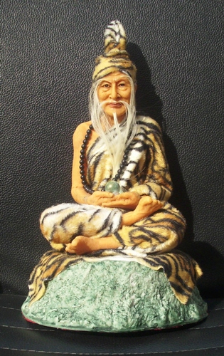 Pra Ruesi (Por Gae)  Boroma Kroo 12 inch high Bucha Statue  (resin)- free ems shipping