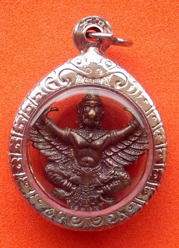 Paya Krut &#39;Paetch Mueang Dtai&#39; (Diamond of the South) - Luang Por Pan - Wat Sai Khaw 2552 BE (Songkhla) - fancy steel casing included in price