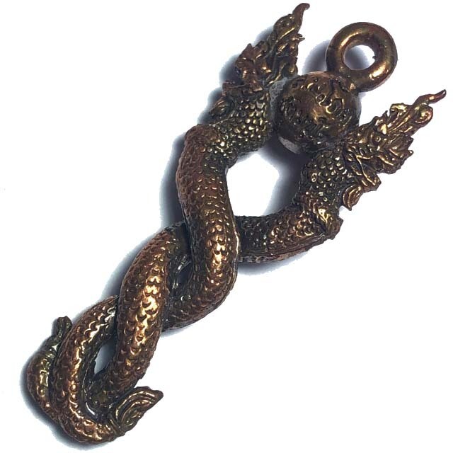 Paya Nak Giaw Loi Ongk - Nuea Tong Daeng Thuean fang Ploi Sek Sacred Copper Alloy with Gemstone Insert Run Traimas 2554 BE Luang Por Goey Chutima - Samnak Wat Pha Daeng