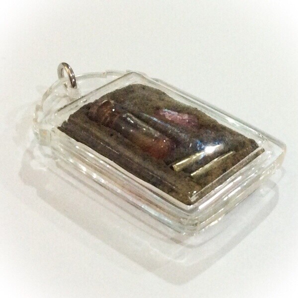 9 Tails fox Demoness Enchantress Necromantic Amulet - Prai Powders, Takrut, Nam Man Prai - Ajarn Suntorn Pueak Tiang