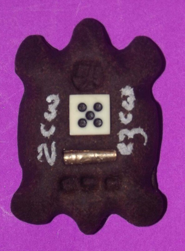 Locket Er Ger Fong (Por Phu Yee Gor Hong) Gamblers special - Pim Tao Ruean Maha Sethee (Millionaire Turtle) Takrut Nak Siang Choke (Gambler Takrut) Ud Look Tao (dice) - Ajarn Meng Khun Phaen 2554 BE