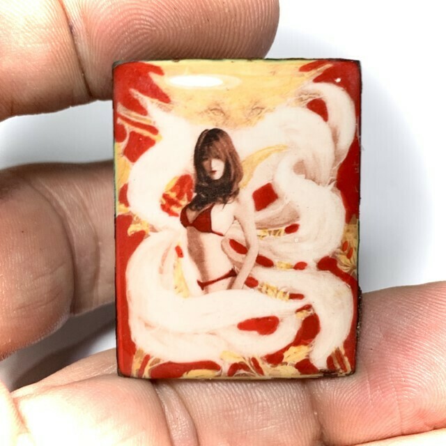 9 Tails Fox Demon Enchantress Prai Powders 2 Takrut, 11 Gems, 2 Pearls, 1 Queen Butterfly insert 2555 BE Luang Phu In