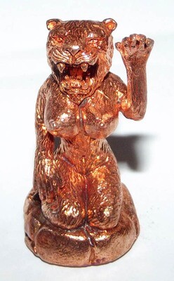 Nang Paya Suea Saming Dtabpob Hyuea - Were Tigress Ruesi Beckoning its Prey - Loi Ongk Statuette - Pra Ajarn Somchart