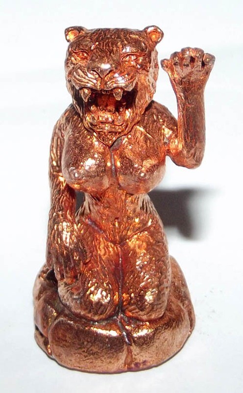 Nang Paya Suea Saming Dtabpob Hyuea - Were Tigress Ruesi Beckoning its Prey - Loi Ongk Statuette - Pra Ajarn Somchart