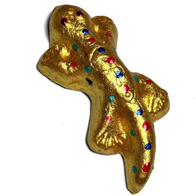 Dtugkhae Aathan Maha Lap (sorcerous lucky lizard) 4 Cm long - Nuea Din Aathan (magical earth powders) - Wai Kroo 2553 BE edition - Luang Por Lum - Wat Samakee Tam