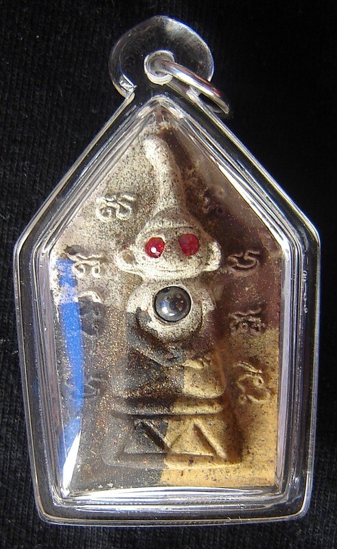 Pra Khun Phaen Hlang Pra Ngang Dta Daeng - Nuea Pong Pasom (4 kinds of Sacred Powders) Fang Ploi Takrut Ngern (Garnets and silver Takrut) - Run Mee Ngern Tong - Luang Phu Key