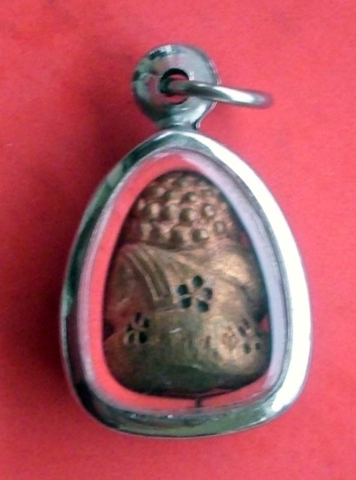 Pra Sangkajjai (Loi Ongk)  Pim Pae Yim - Song Nam 54 edition - Nuea Tong Daeng Tuean - Por Tan Bun Hai - Wat Ta Muang (case included)