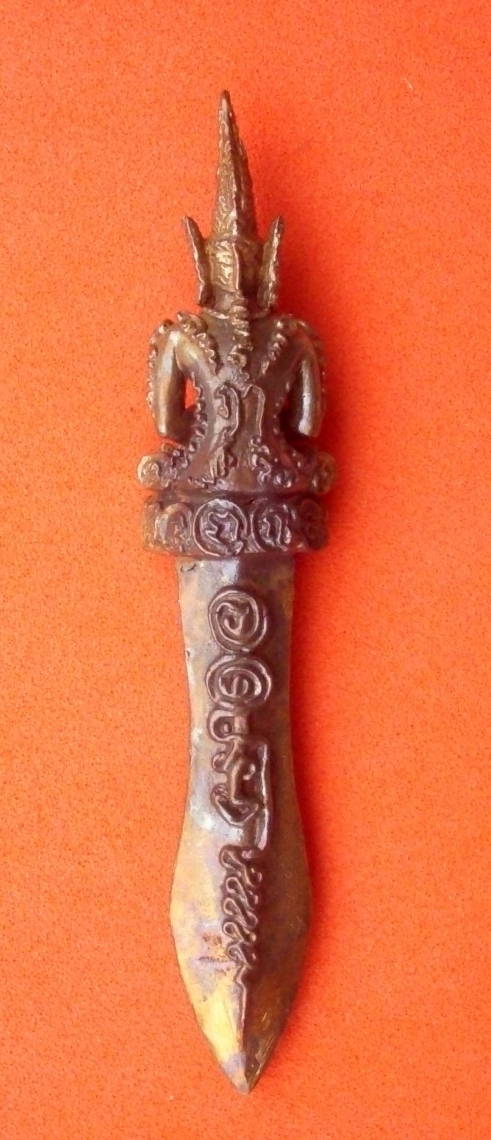 Pra Kan Phu Rasi Nakarach (Naga King Ruesi sceptre knife) - Nuea Sadta Gae Chanuan Fa Badtr - Luang Por Sri Mueang - Wat Kantod