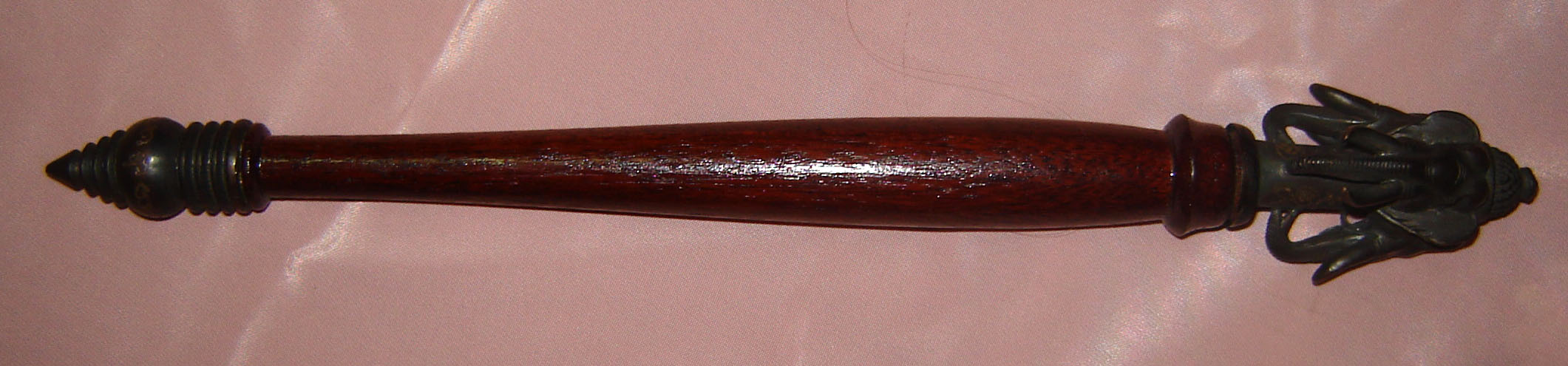 Mai Kroo Ayaraprot (triple Elephant head Wand) 11 Inches long 2545 BE - Luang Por Tong Dam Intawaso (Extremely rare Masterpiece for Adept Mages!) price includes FREE ems postage Worldwide