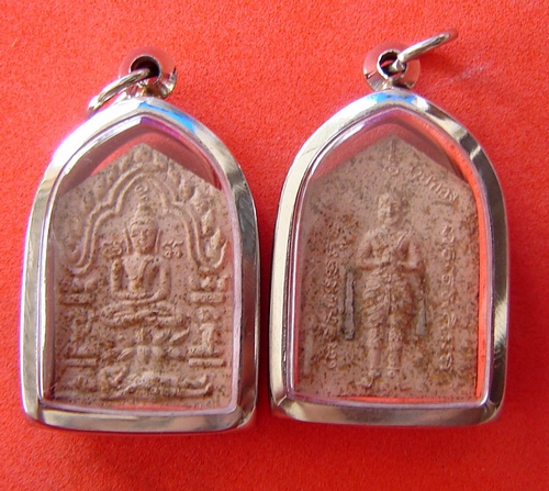 Pra Khun Phaen Prai Kumarn Pim Lek - Nuea Wan Saboo Luead with Sacred Takian spirit tree wood powder, 2 Takrut Sariga - Luang Phu Rit - (Buriram)