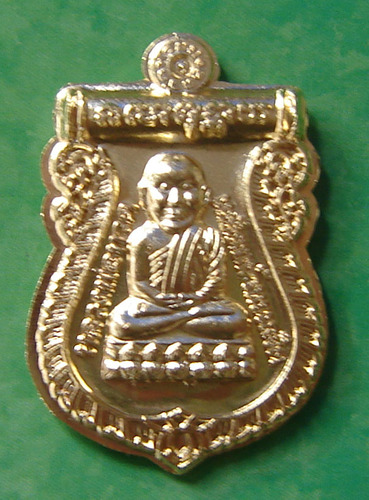 Rian Luang Por Tuad Prajam Tragul - Nuea Tong Fa Badtr - Wat Huay Mongkol - Massive Puttapisek Empowerment Ceremony - with or without casing