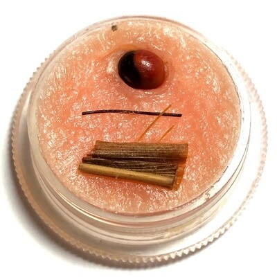 See Pheung Sanaeh Jantr Daeng (Red Ladybird Metta Balm) - Luang Por Sanaeh Jantr - Wat Ban Nong Jote (Khon Kaen)