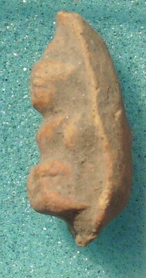 Pra Gru Tham Suea Pim Hnaa Gae Pim Niyom (Pim Klang) - Ancient amulet 300 years old